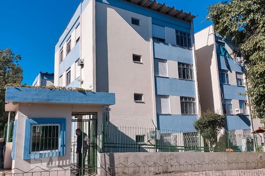 Fachada de apartamento para alugar com 2 quartos, 54m² em Vila Nova, Porto Alegre