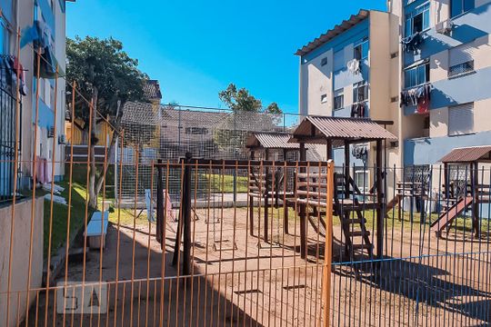 Playground de apartamento para alugar com 2 quartos, 54m² em Vila Nova, Porto Alegre