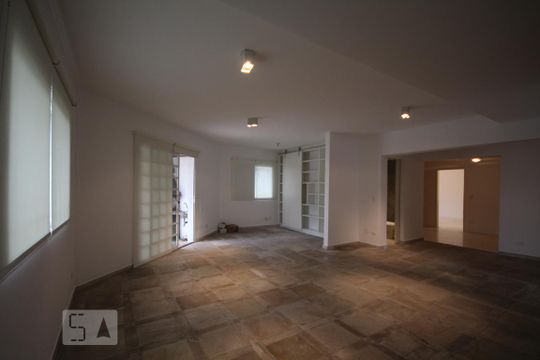 Sala de apartamento à venda com 3 quartos, 150m² em Real Parque, São Paulo