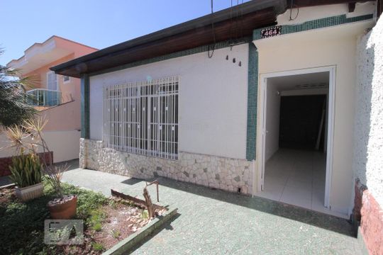 Entrada de casa para alugar com 3 quartos, 170m² em Jardim São Paulo(zona Norte), São Paulo