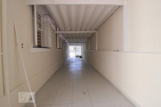 Garagem de casa para alugar com 3 quartos, 170m² em Jardim São Paulo(zona Norte), São Paulo