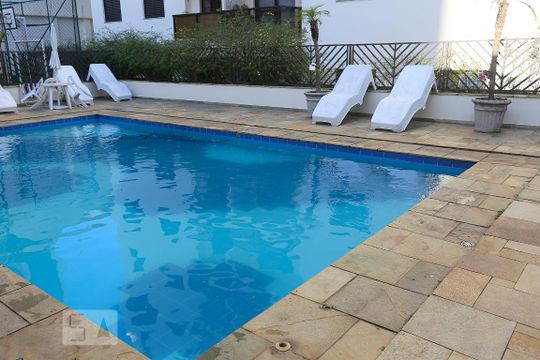 Piscina de apartamento para alugar com 3 quartos, 80m² em Vila Progredior , São Paulo