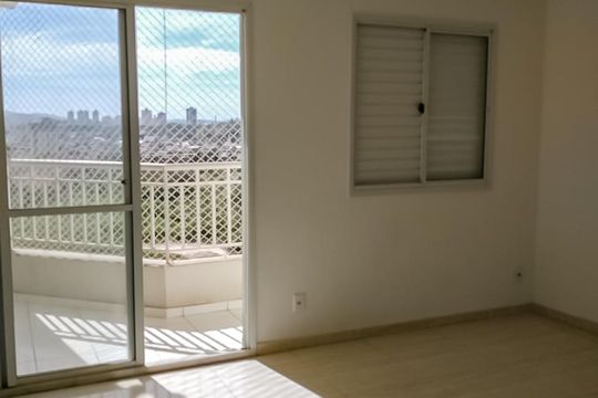 Sala de apartamento à venda com 2 quartos, 65m² em Vila Endres, Guarulhos