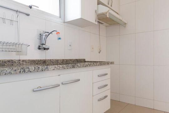 Cozinha de apartamento à venda com 2 quartos, 52m² em Vila Santa Catarina, São Paulo