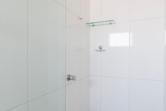 Banheiro Social de apartamento à venda com 2 quartos, 52m² em Vila Santa Catarina, São Paulo