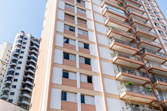 Fachada do bloco de apartamento à venda com 3 quartos, 125m² em Parque Colonial, São Paulo