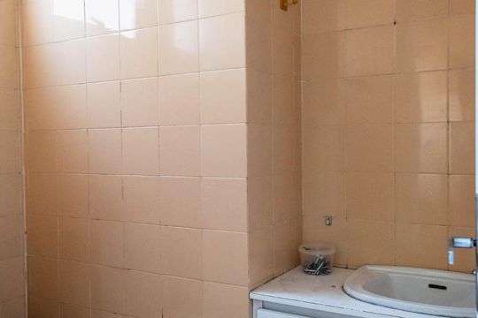 Banheiro de Serviço de apartamento à venda com 3 quartos, 125m² em Parque Colonial, São Paulo