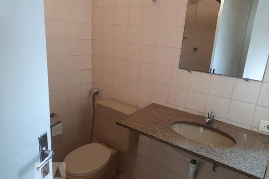 Banheiro do Quarto de apartamento para alugar com 1 quarto, 35m² em Centro, Campinas
