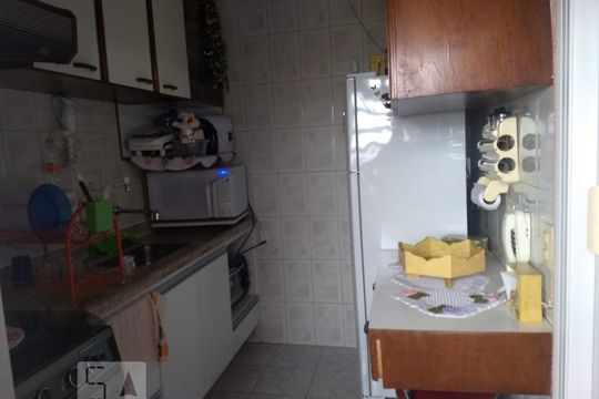 Cozinha de apartamento à venda com 2 quartos, 64m² em Vila Esperança, São Paulo
