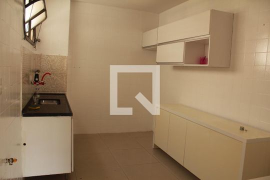 Cozinha de apartamento para alugar com 3 quartos, 150m² em Perdizes, São Paulo
