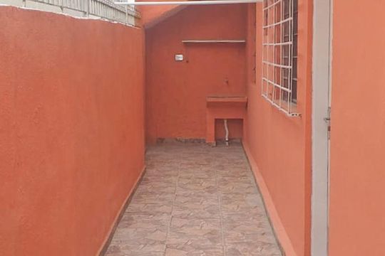 Área Externa de casa para alugar com 1 quarto, 40m² em Chora Menino, São Paulo