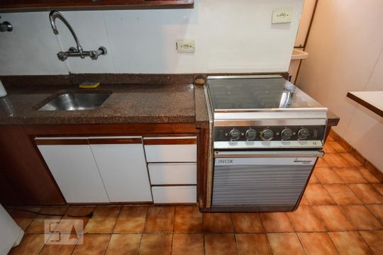 Cozinha de apartamento para alugar com 2 quartos, 47m² em Jardim Paulista, São Paulo