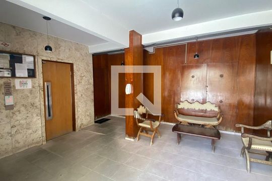 Hall de apartamento para alugar com 2 quartos, 50m² em Vila Mariana, São Paulo