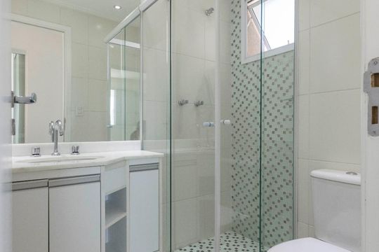 Banheiro social de apartamento à venda com 2 quartos, 65m² em Ipiranga, São Paulo
