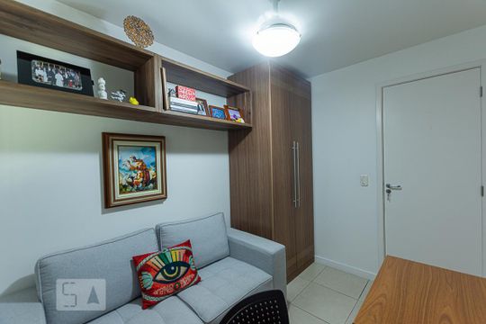Quarto 1 de apartamento para alugar com 2 quartos, 68m² em São Francisco, Niterói