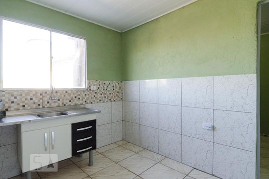 Cozinha de casa para alugar com 1 quarto, 15m² em Paulicéia, São Bernardo do Campo