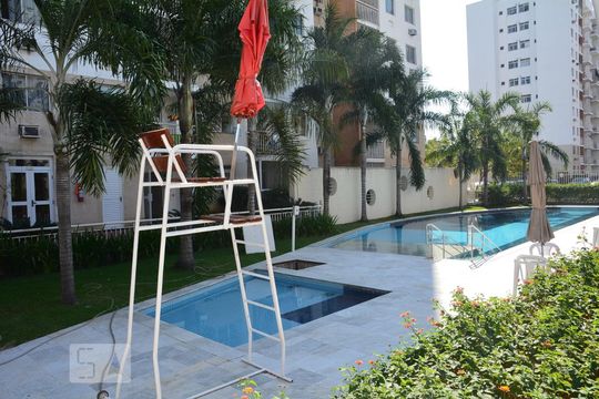 Área comum - Piscina de apartamento à venda com 2 quartos, 48m² em Anil, Rio de Janeiro