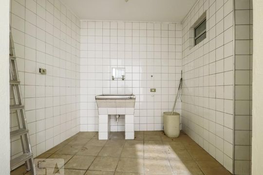 Casa à venda com 3 quartos, 120m² em Mirandópolis, São Paulo
