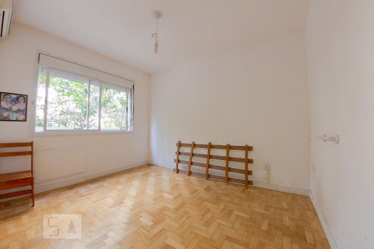 Quarto 1 de apartamento à venda com 2 quartos, 68m² em Moinhos de Vento, Porto Alegre
