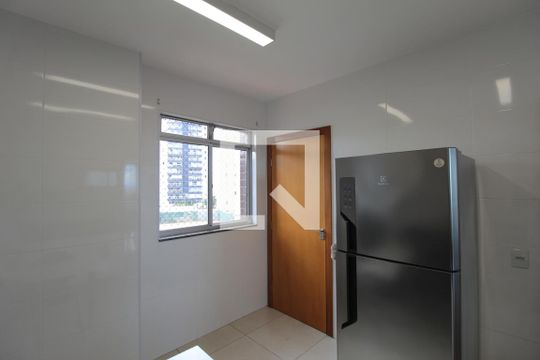 Cozinha de apartamento para alugar com 4 quartos, 147m² em Ouro Preto, Belo Horizonte