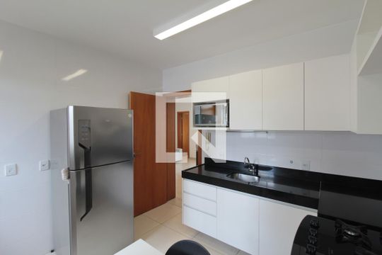 Cozinha de apartamento para alugar com 4 quartos, 147m² em Ouro Preto, Belo Horizonte