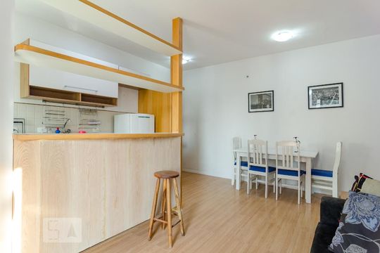 Sala de apartamento para alugar com 1 quarto, 45m² em Saúde, São Paulo