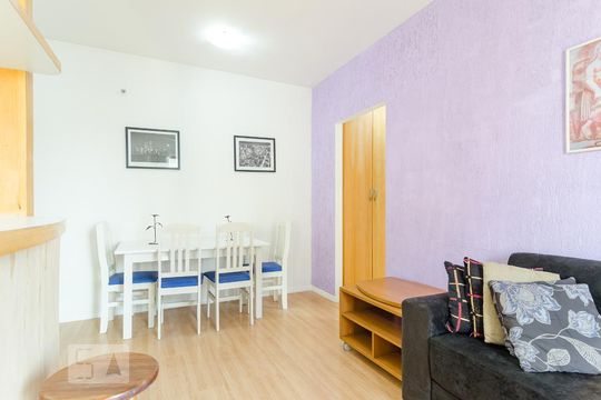 Sala de apartamento para alugar com 1 quarto, 45m² em Saúde, São Paulo