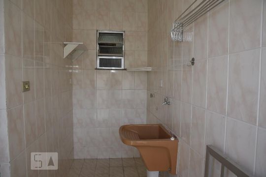 Área de Serviço de casa de condomínio para alugar com 2 quartos, 160m² em Pechincha, Rio de Janeiro