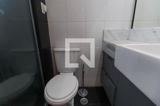 Banheiro de kitnet/studio para alugar com 1 quarto, 34m² em Tatuapé, São Paulo