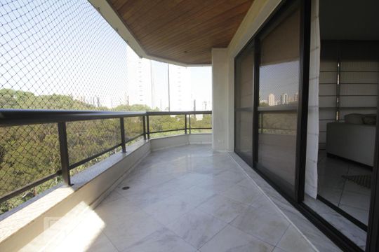 Varanda de apartamento à venda com 3 quartos, 368m² em Vila Suzana, São Paulo