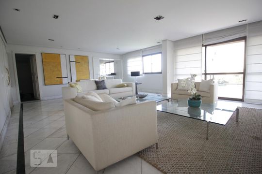 Sala de apartamento à venda com 3 quartos, 368m² em Vila Suzana, São Paulo