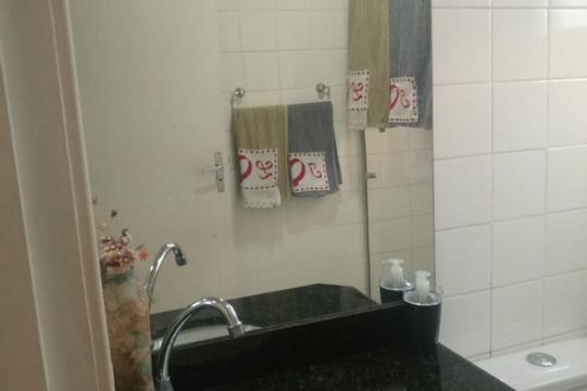 Banheiro de apartamento à venda com 2 quartos, 57m² em Salgado Filho, Belo Horizonte