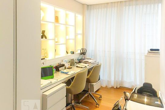 Escritório de apartamento à venda com 4 quartos, 180m² em Jardim Paulista, São Paulo