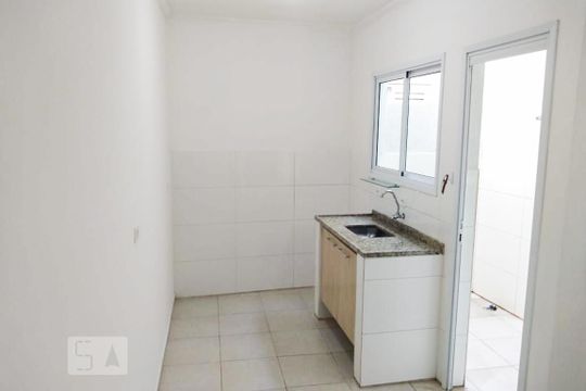 Cozinha de apartamento para alugar com 1 quarto, 42m² em Sítio Pinheirinho, São Paulo