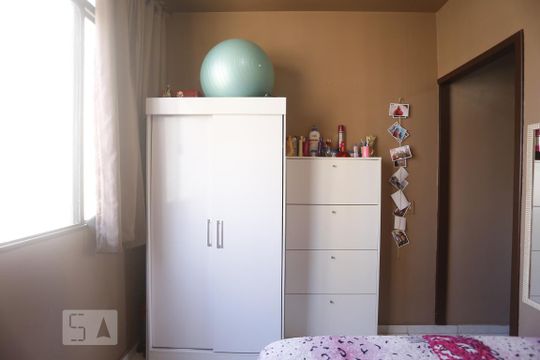 Quarto de kitnet/studio para alugar com 1 quarto, 28m² em Consolação, São Paulo