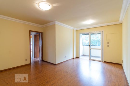 Apartamento para alugar com 3 quartos, 100m² em Boa Vista, Porto Alegre