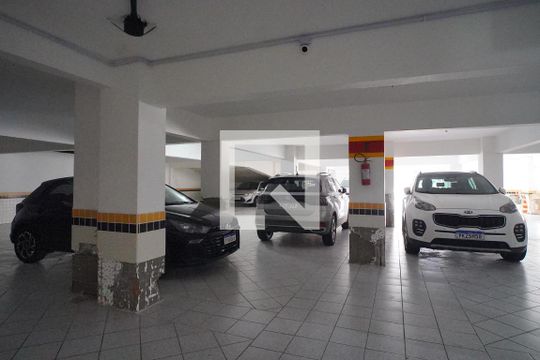 Garagem de apartamento para alugar com 2 quartos, 52m² em Centro, Florianópolis