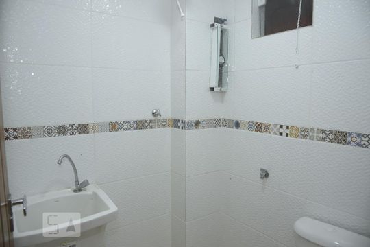 Banheiro Social de casa de condomínio à venda com 1 quarto, 63m² em Pechincha, Rio de Janeiro