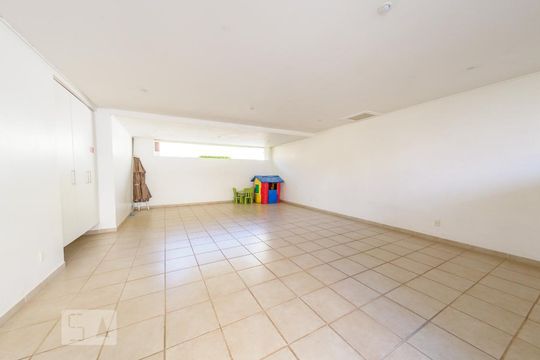 Área Comum - Espaço Livre de apartamento para alugar com 3 quartos, 146m² em Cambuí, Campinas