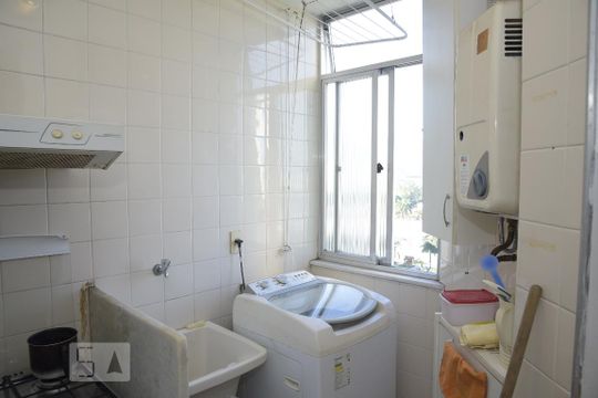 Área de Serviço de apartamento para alugar com 1 quarto, 37m² em Anil, Rio de Janeiro