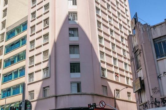 Fachada do Prédio de apartamento à venda com 2 quartos, 96m² em Centro, Campinas