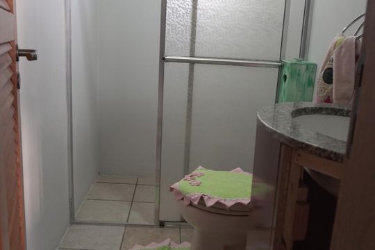 Banheiro  de casa à venda com 4 quartos, 305m² em Morro do Espelho, São Leopoldo