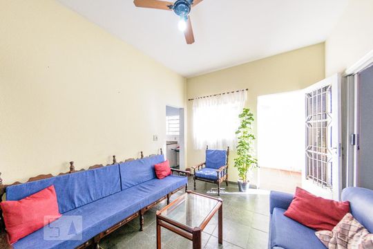 Sala de TV de casa à venda com 3 quartos, 316m² em Vila Jequitibás, Campinas