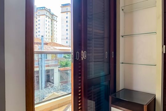 Varanda da Suíte 1 de casa à venda com 3 quartos, 180m² em Jardim São Ricardo, Guarulhos