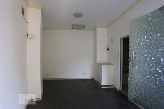 Área Anexa de casa para alugar com 4 quartos, 380m² em Vila Tramontano, São Paulo