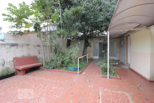 Quintal de casa à venda com 4 quartos, 452m² em Parada Inglesa, São Paulo