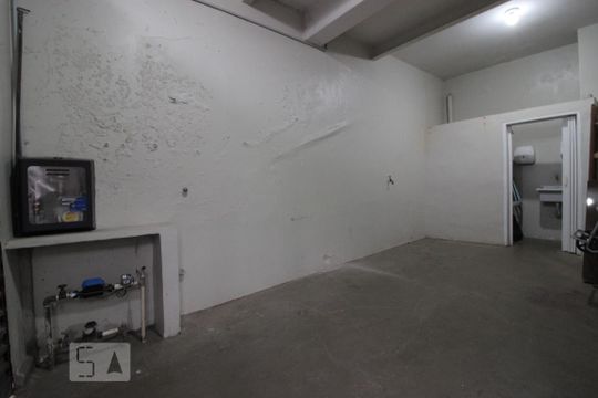 Garagem de casa à venda com 4 quartos, 452m² em Parada Inglesa, São Paulo