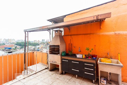 Quintal de casa para alugar com 2 quartos, 5m² em Santo Antônio, Osasco