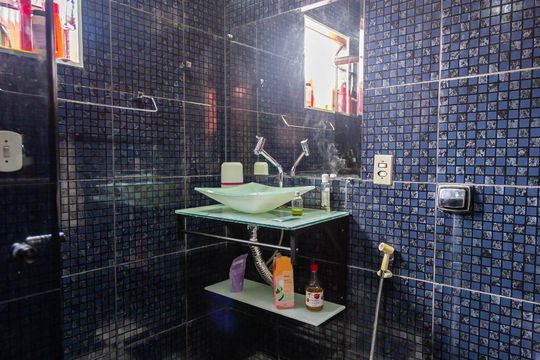 Banheiro de casa para alugar com 2 quartos, 5m² em Santo Antônio, Osasco
