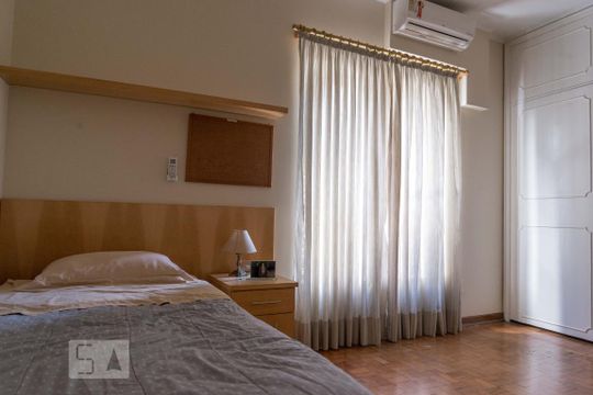 Quarto 1 de apartamento para alugar com 4 quartos, 238m² em Higienópolis, São Paulo